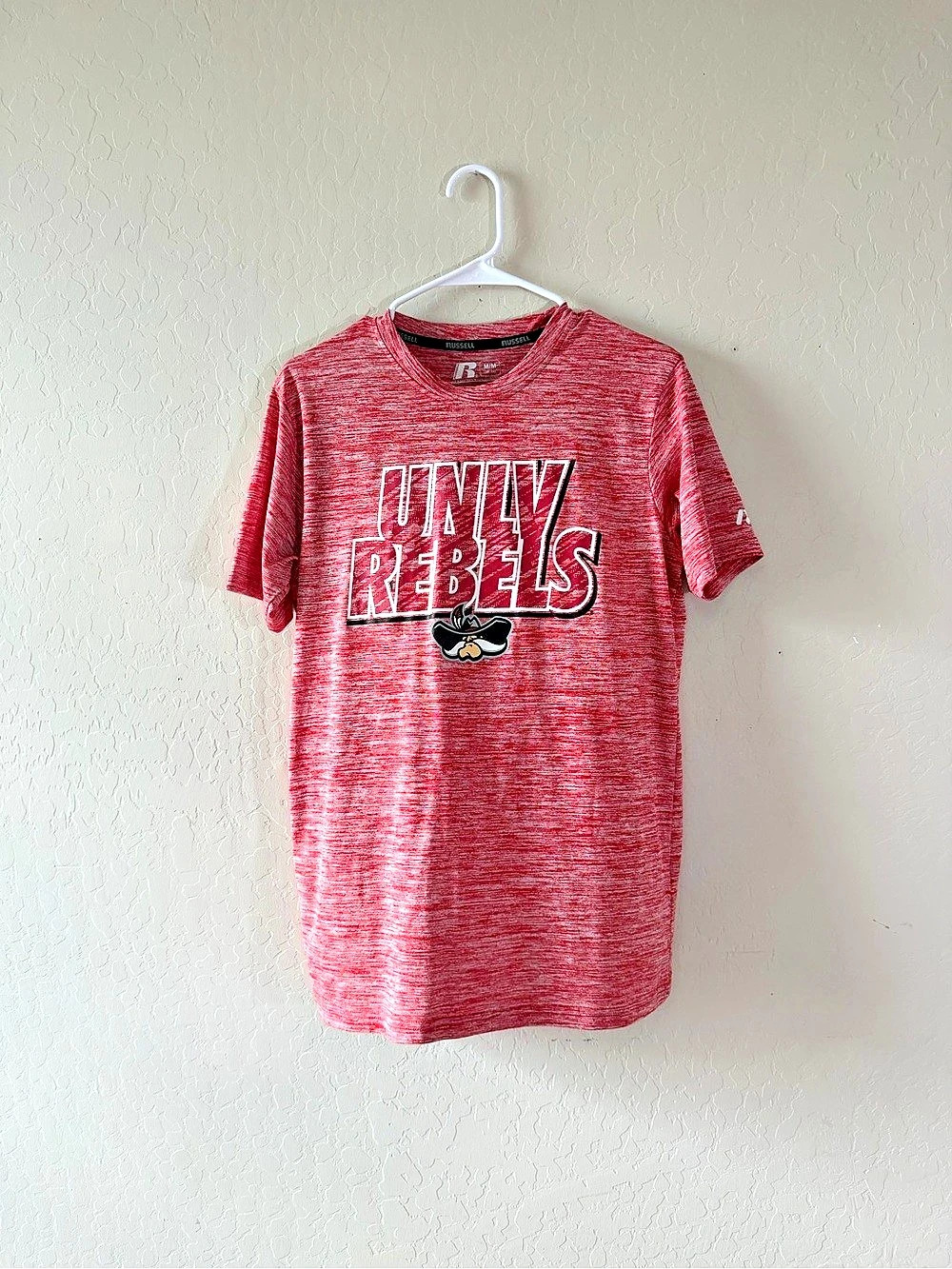 Russell Graphic Tee in Red & White Size Medium